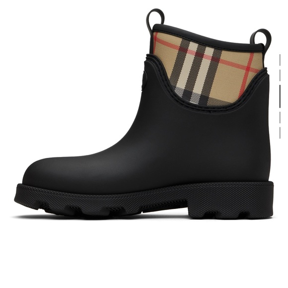 Burberry Shoes - Burberry Black Rubber Ankle Boots size 40/9